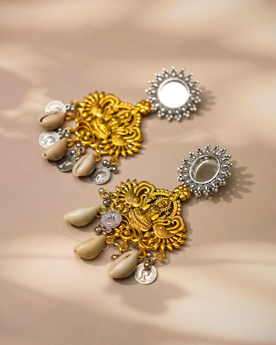 Devi Lakshmi Fabric Cowrie Choker - shop_name