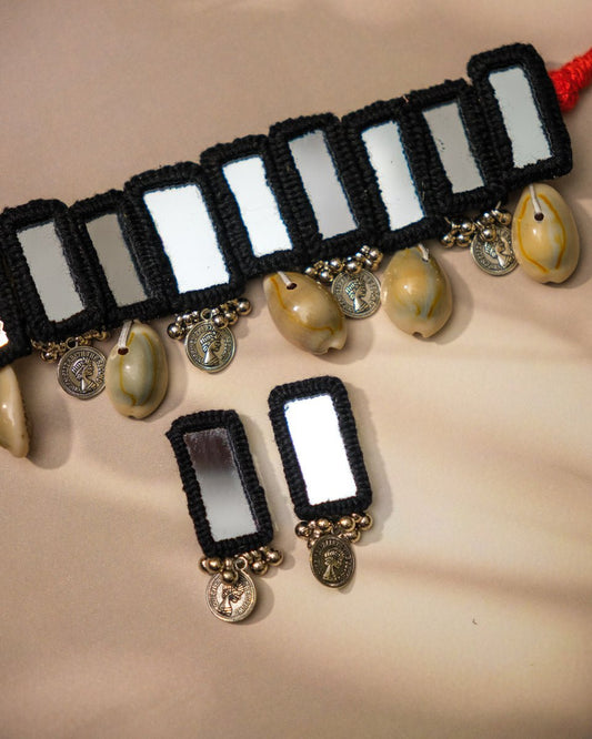 Black Cowrie Choker Choker Set - shop_name